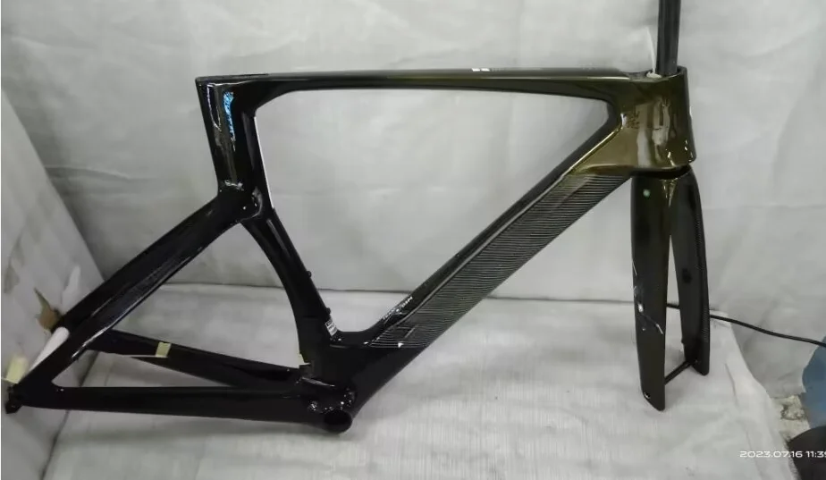 

2025 style bike frame in carbon taiwan bike carbon frame ud glossy UCI road bike frame t1000 yellow black cycling frame in stock