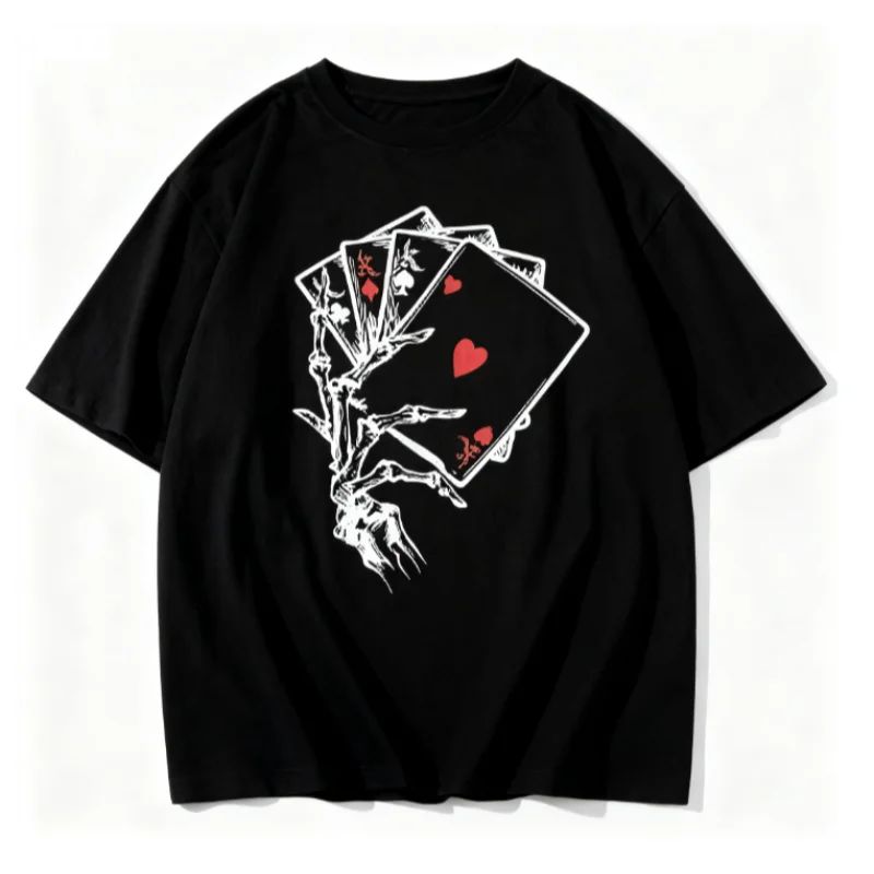 Skeleton Hand Poker Graphic Tee Gothic Geïnspireerde Kleding Met Schedel Hand AndCards Print Voor Mannen Vrouwen Alternatieve Mode