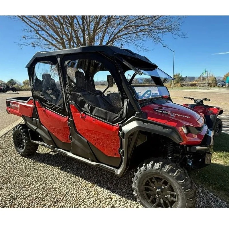 

Honda Pioneer 1000-5 UTV
