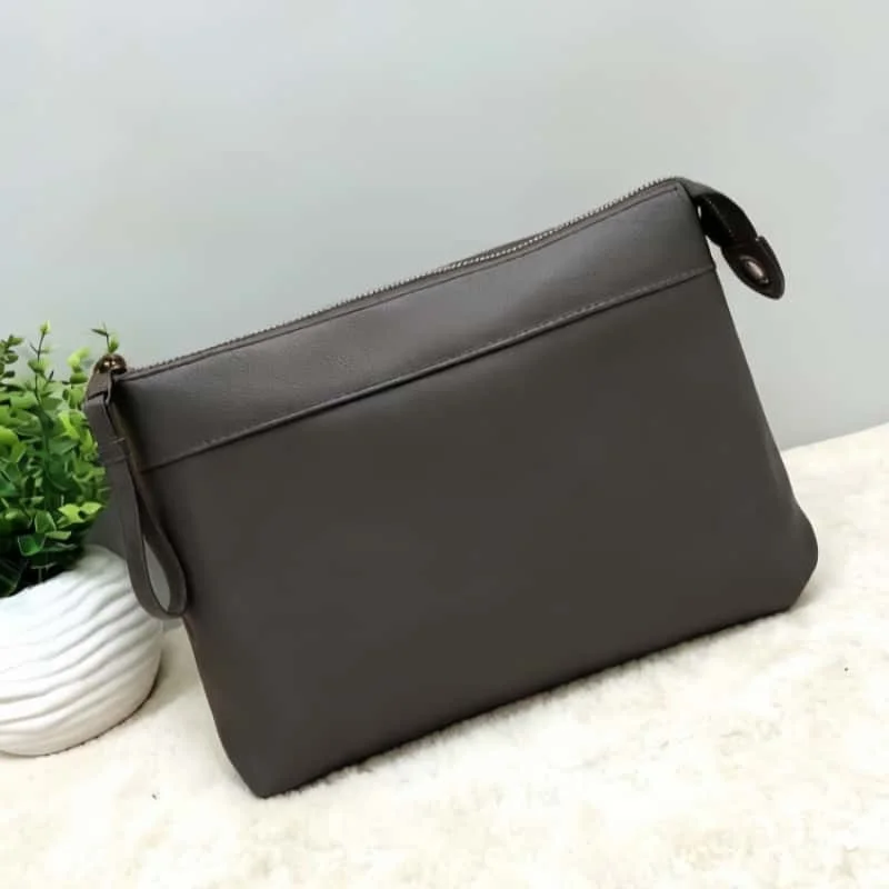 

11-2026 Size: 30*21*7.5cm No Box New Arrival Multi-functional Stylish Genuine Leather Bag Durable High Quality Affordable
