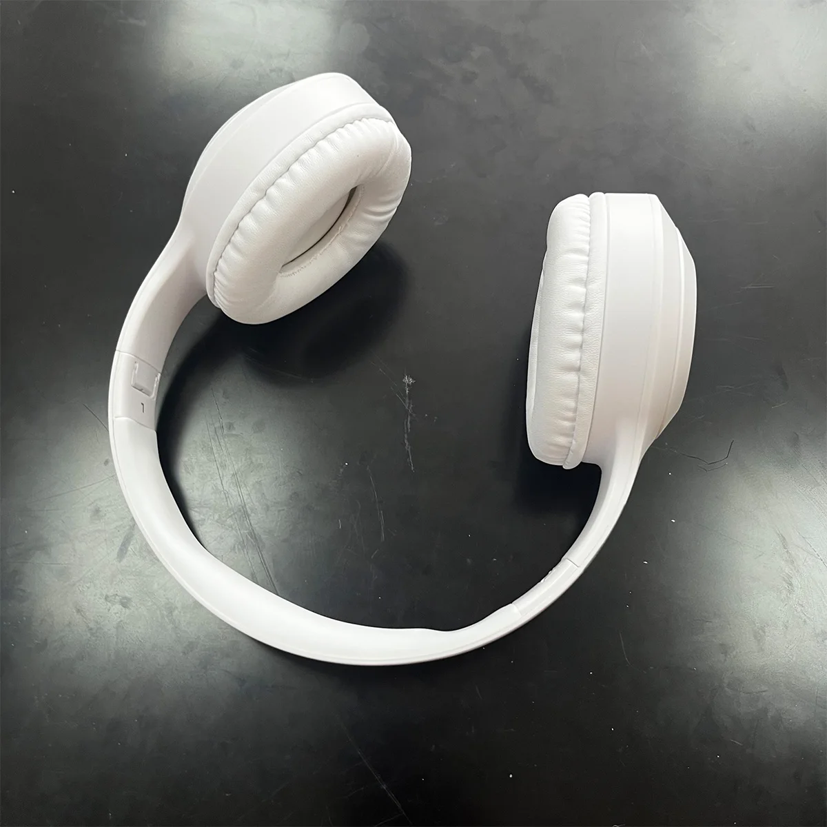 Hvala 女の子用有線ヘッドフォン マイク付き有線ヘッドセット 男の子用 マイク付きコンピューターヘッドフォン 子供用