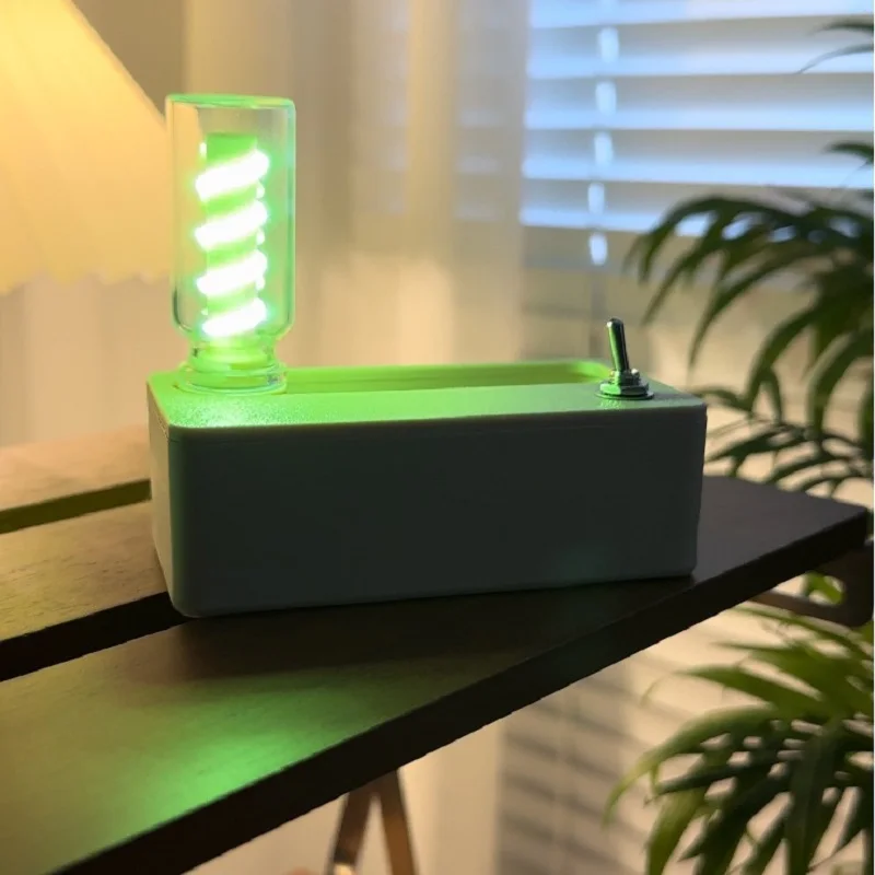 Luce notturna meccanica Fidget Giocattoli creativi Regalo con base magnetica a scatto Decorazione da scrivania Lampada portatile per campeggio camera da letto per ragazza