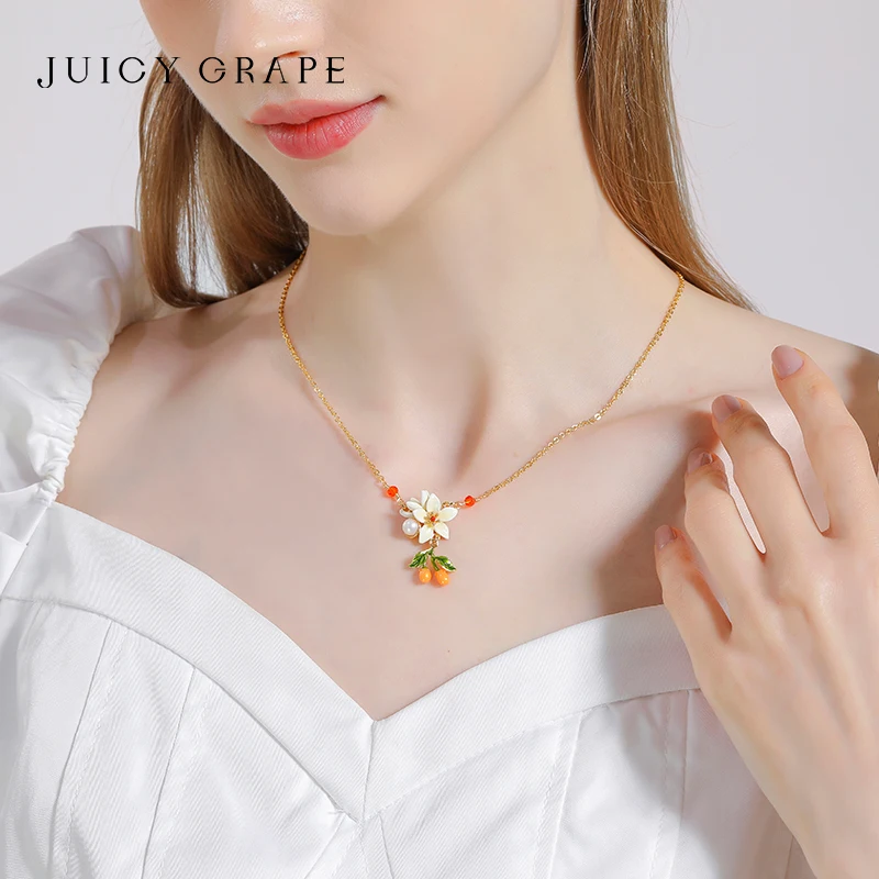 

Juicy Grape Exquisite Enamel Flower Necklace for Women Kumquat Pendant 18K Gold Plated Original Design Fashion Jewelry Gifts