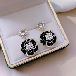 Fashion Natural Elegant Pearl White Black Camellia Earrings Ladies Temperament Trendy Retro Earrings Premium Birthday Gifts