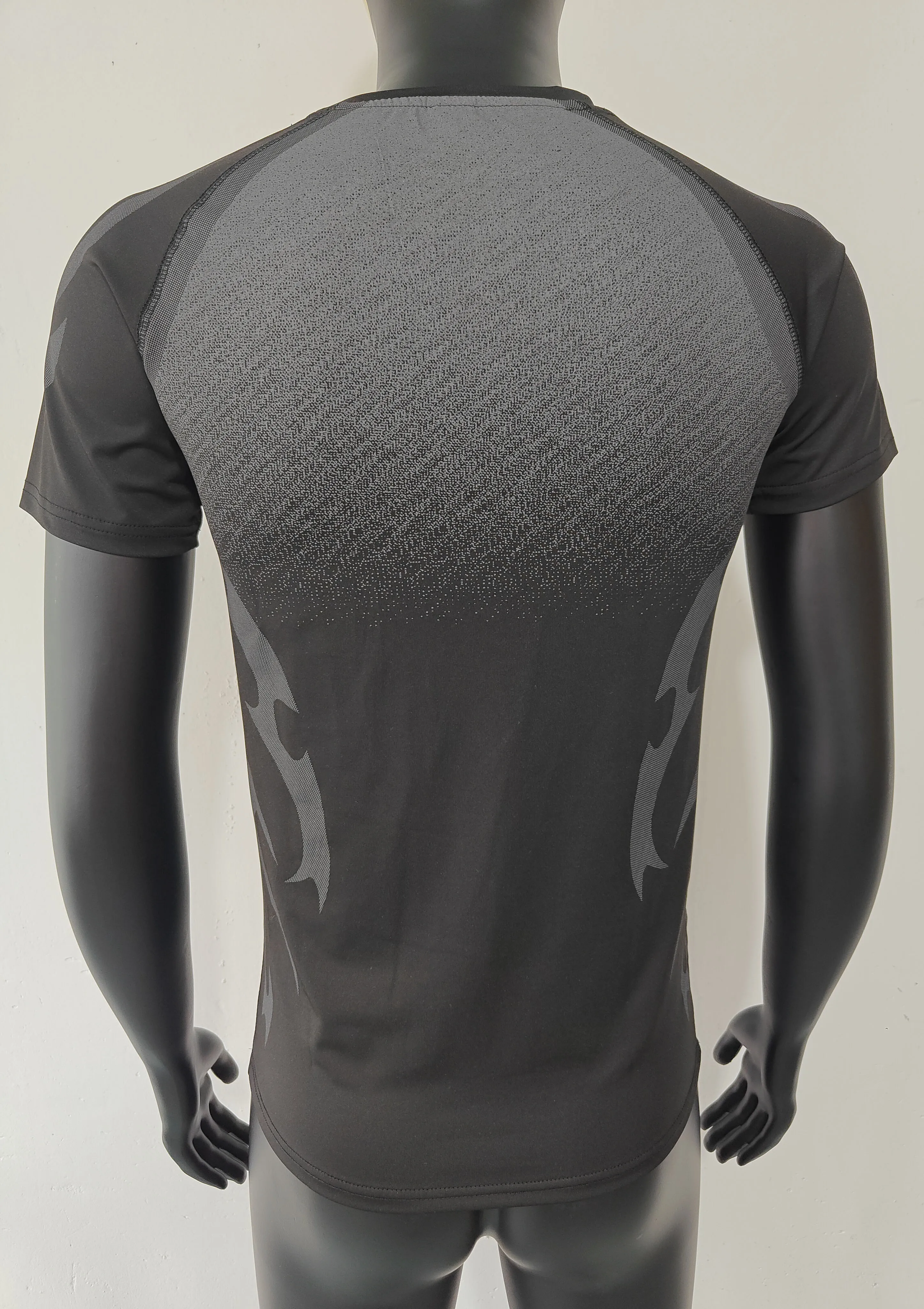 Herren Flammen-Farbverlauf Kompressions-Gym-T-Shirt Schnelltrocknend Atmungsaktiv Hochelastisch Slim Fit Athletisches Lauf- und Trainings-Sportshirt – Detail 32