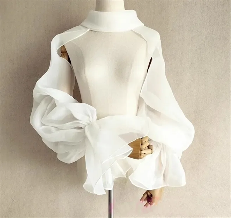 Organza Wedding Shrug Puffy Full Trumpet Sleeves High Neck Backless Bride Bolero Bridal Jacket Formal Party Shrug Women Cape — zdjęcie 2
