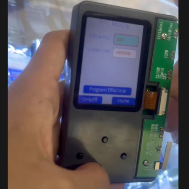 YF Battery Repair Machine For Iphone 15 14 13 12 11Pro Max SE Detection Modify Battery Efficiency 100% Cycle Health Data Tool