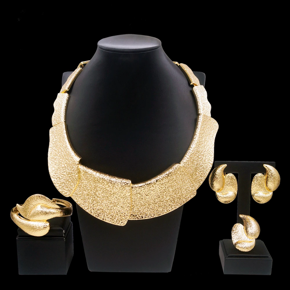 Dubai Gold Plated 24K Shiny Necklace Bracelet Ring Women Jewelry Set Exaggerated Style Banquet Party Bijoux Nigeria Wedding