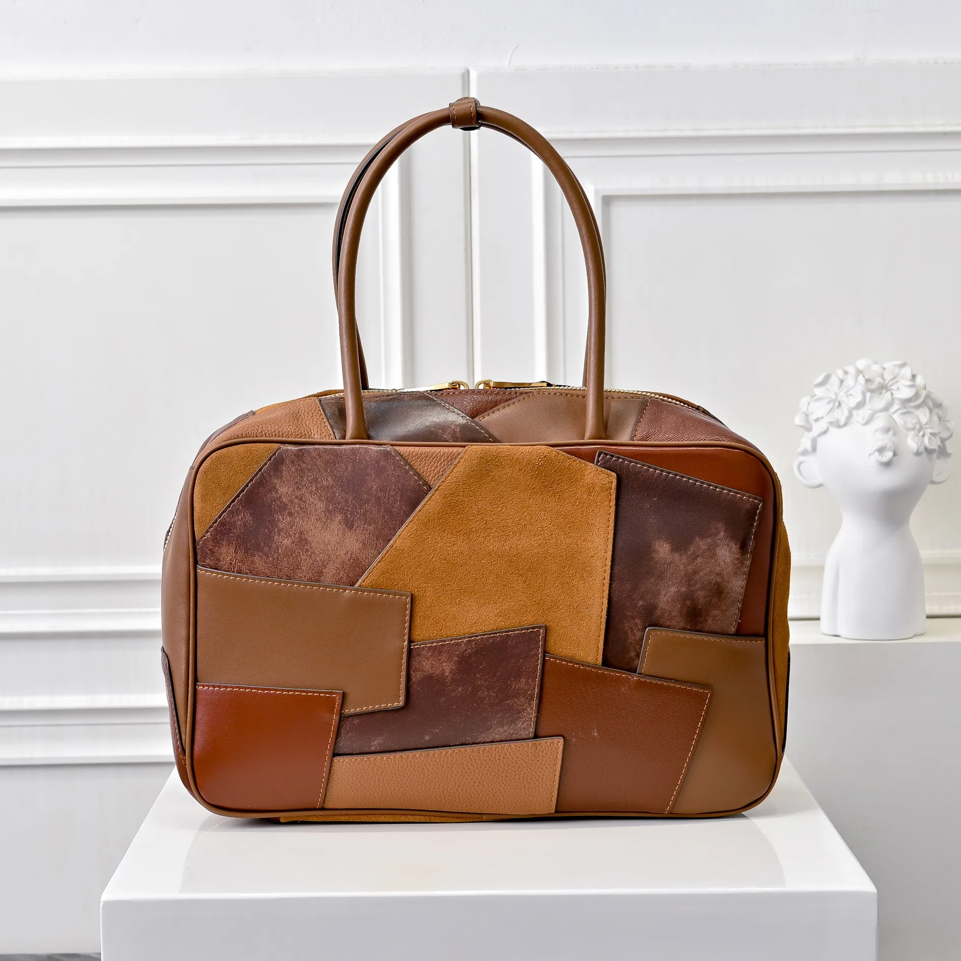 

2025 Luxury Women's Handbag Premium Soft Calfskin Leather Purse with Cotton Satin Lining Elegant Crossbody Shoulder Bag