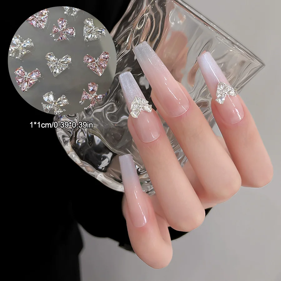 10 قطعة 0.39*0.39 بوصة الفاخرة أورورا بورياليس ندفة الثلج مسمار الفن الراين فراشة كبيرة والحب الماس الحب مجوهرات أظافر