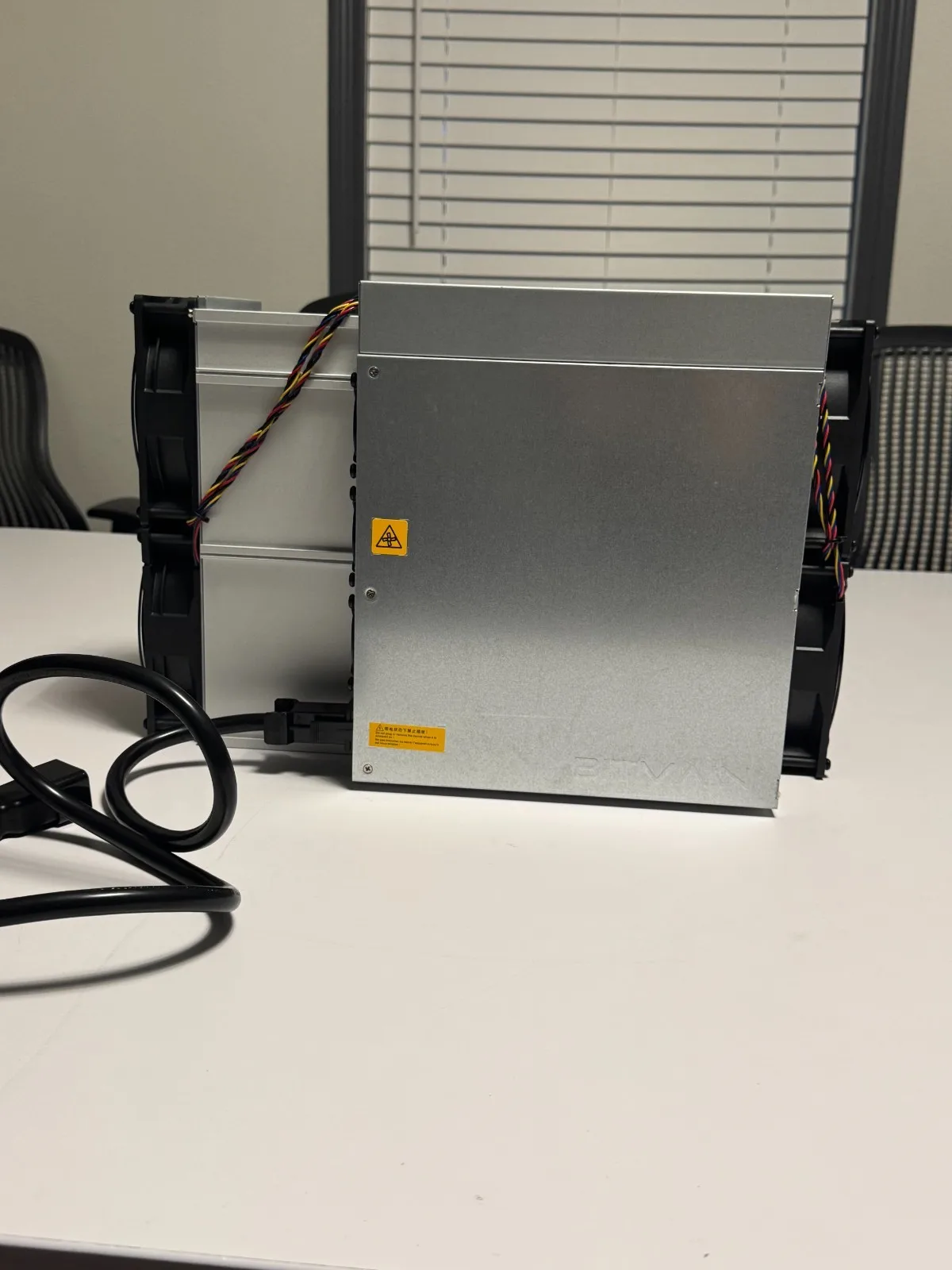 

MinerX buy 10 get 6 free,Bitmain Antminer S21 Pro 234TH Bitcoin Miner Tested Working