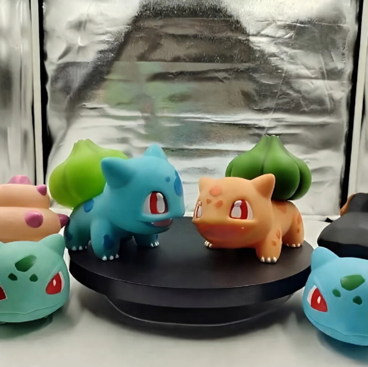 Pokémon Bulbasaur Planter Pot 12cm - Removable Seed Pod, 3 Colors for Succulents, Desk Decor & Gift, Officially Licensed Toy