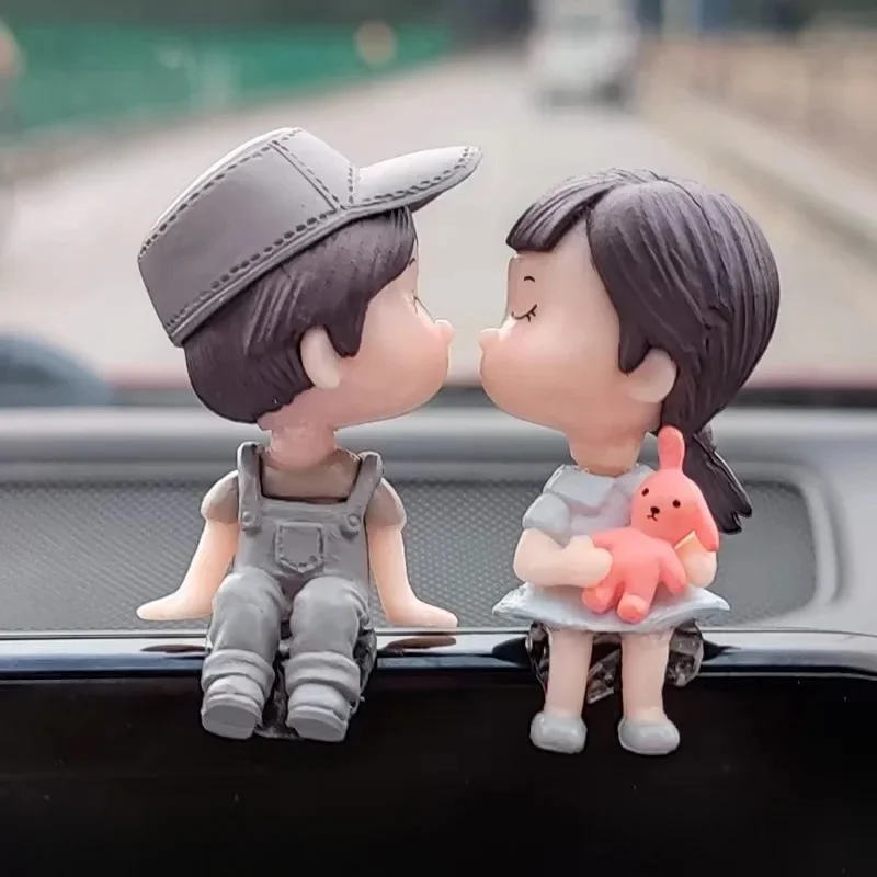 1 para Dekoracja samochodu Śliczne pary z kreskówek Figurki akcji Figurki Balon Ozdoba Auto Wnętrze Deska rozdzielcza Akcesoria Car Acce — zdjęcie 2