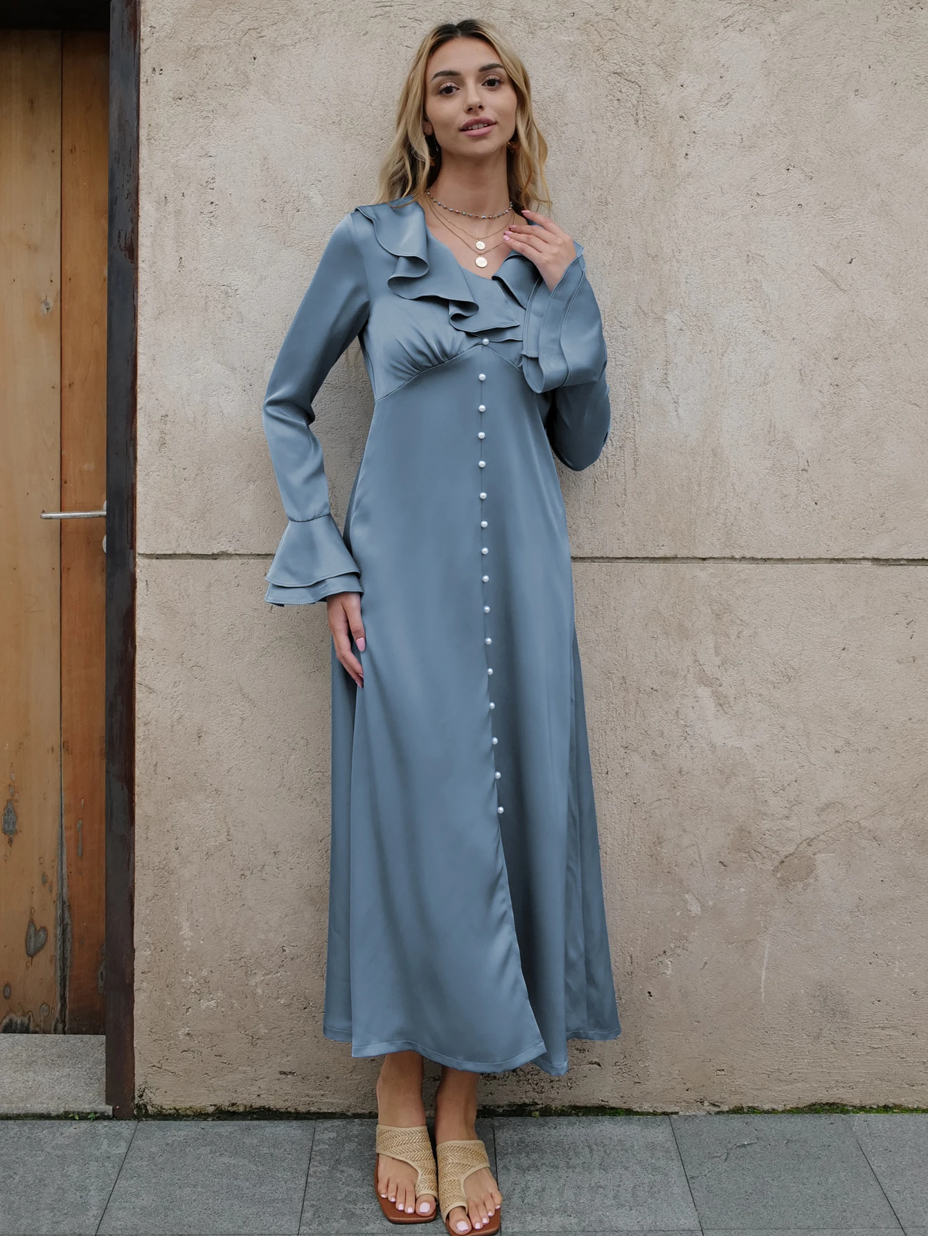 2024 Summer Fashion Blue Ruffles Peal Button Flare sleeve A Dress