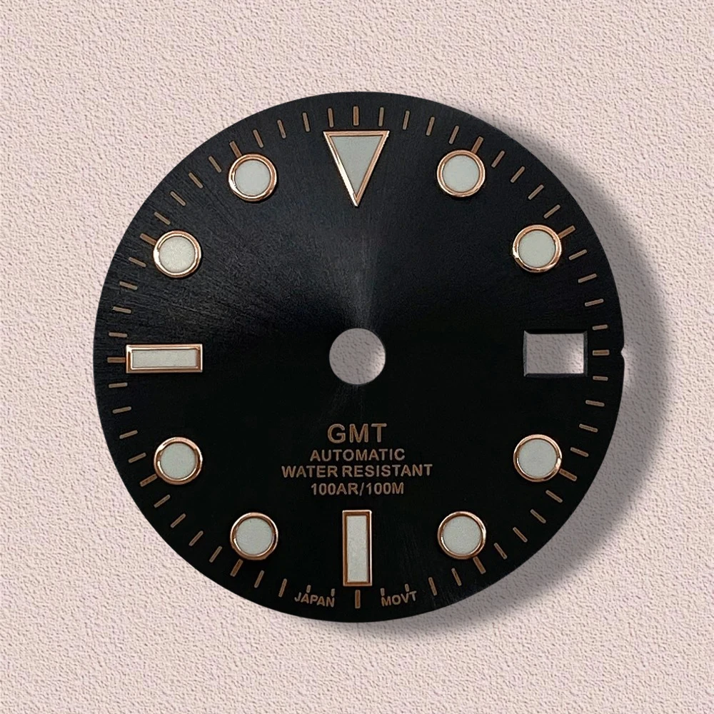 Quadrante Sunburst con logo GMT S da 28,5 mm, adatto al movimento NH34, quadrante verde luminoso di alta qualità, accessori per la modifica dell'orologio, ore 3/3,8/4