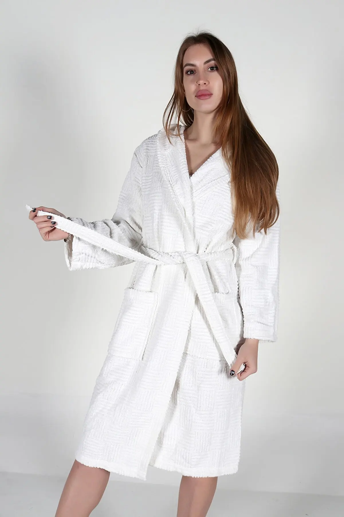 

Extra Soft Modern And Special Design Cotton Hooded White Bathrobe Towel Beach Bath Dressing Gown Sets Home Textile Water Absorbe