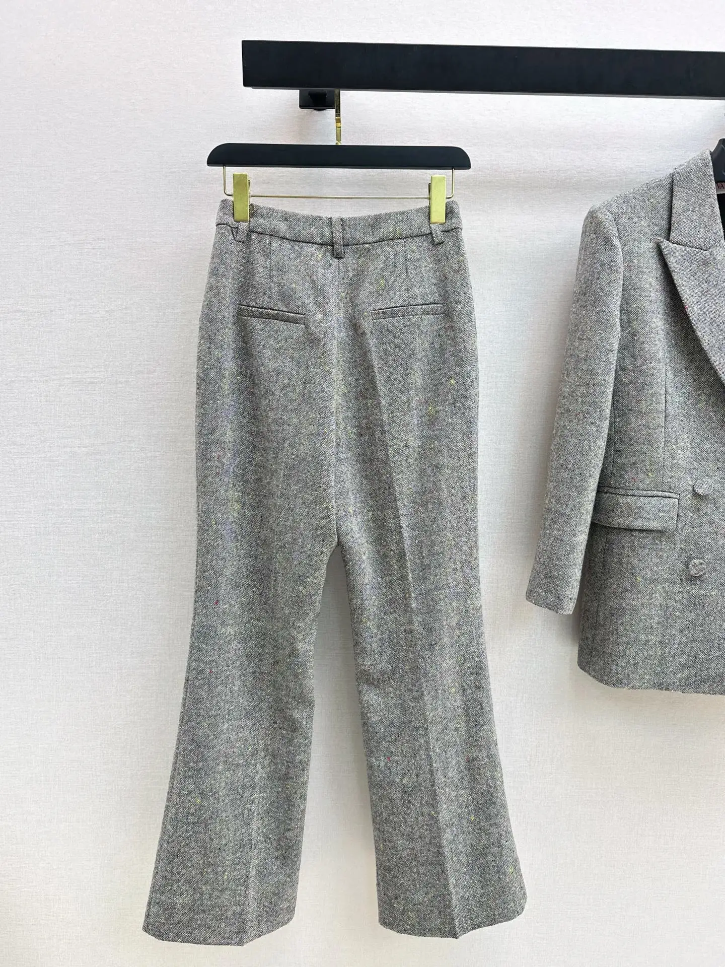 

Women's latest autumn and winter micro flared high-end retro style fashionable trousers, daily OL trousers