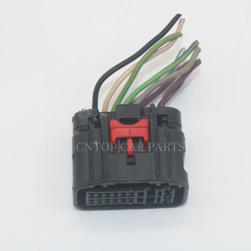 7287-8526-30 Spina a treccia per connettore automobilistico a 10 fili 7287852630