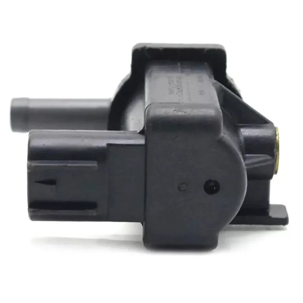 Purga 90910-12272 del recipiente del vapor del solenoide de la válvula para Toyota Prius 2004-2009 1.5L