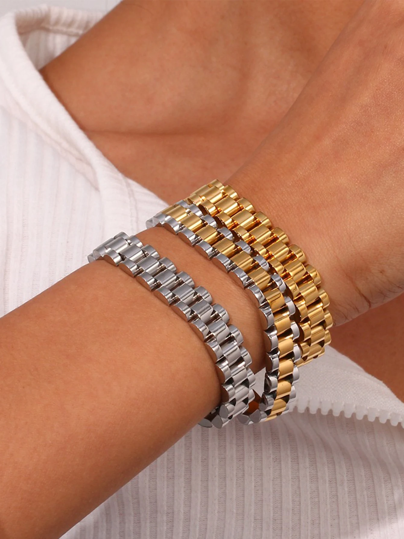 Europe and the United States stainless steel vintage strap bracelet ring does not lose colour suitable for women men daily wear