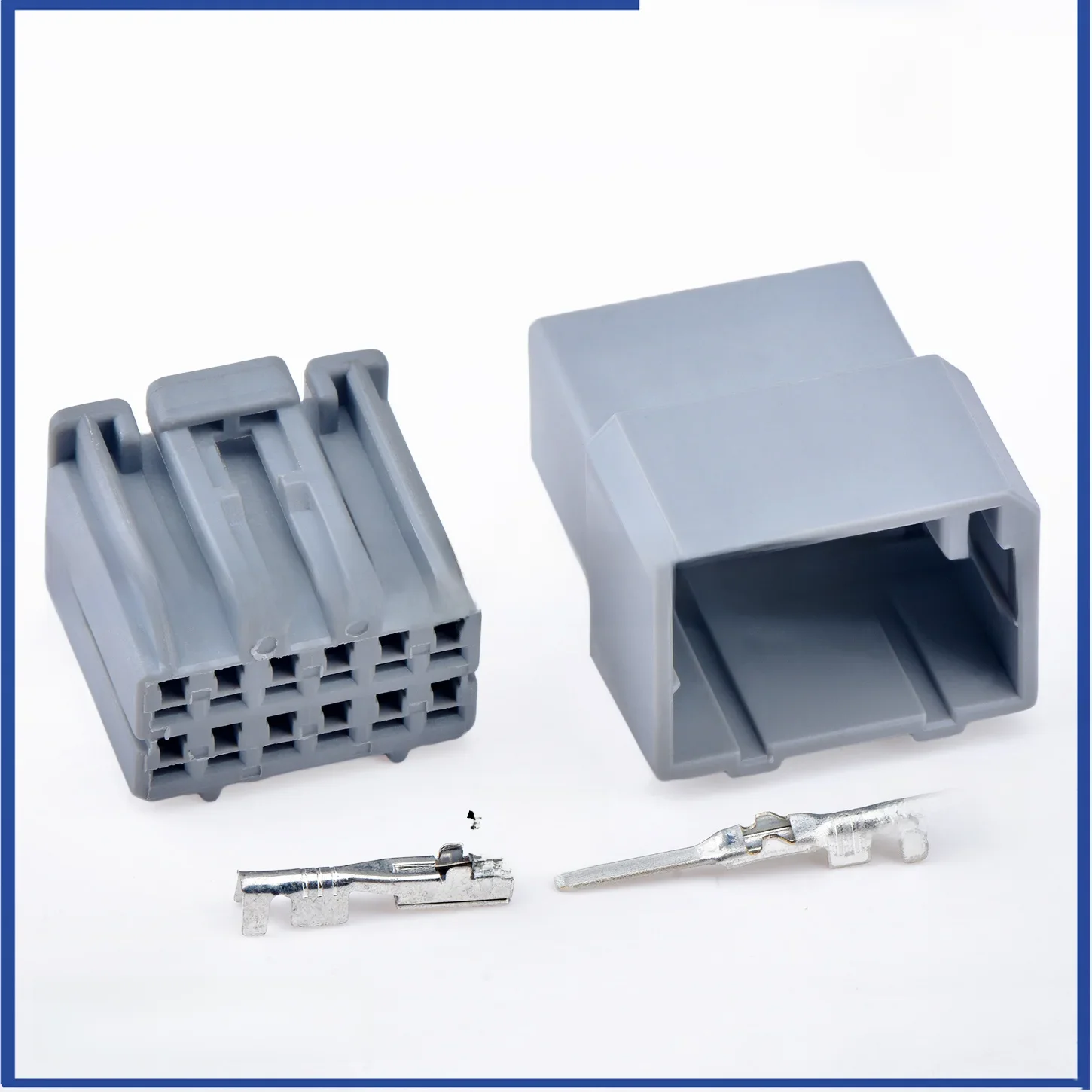 12-pinowa wtyczka wzmacniacza samochodowego Multimedialne złącze audio 917978 -6 178881 -6 30055-12Y Wtyczka wzmacniacza Hyundai ix35 Kia K5 — zdjęcie 2