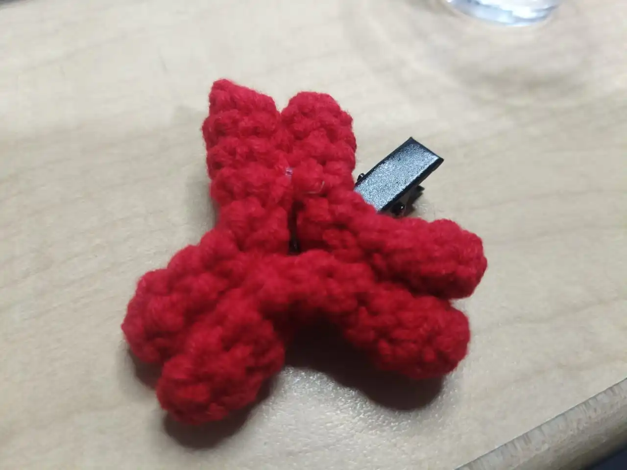 1pc New Angry Hair Clip Novelty Duckbill Clip Crochet Yarn Headband Side Clip photo review