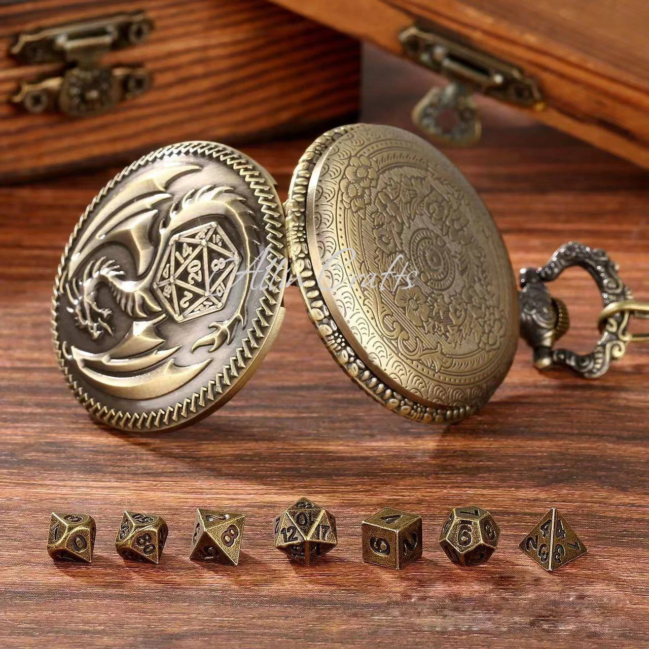 2024 New Pocket watch Dice with Mini Metal DND Dice for dnd party with 39cm chain Dragon pocket watch case DND dice Gift Pendant