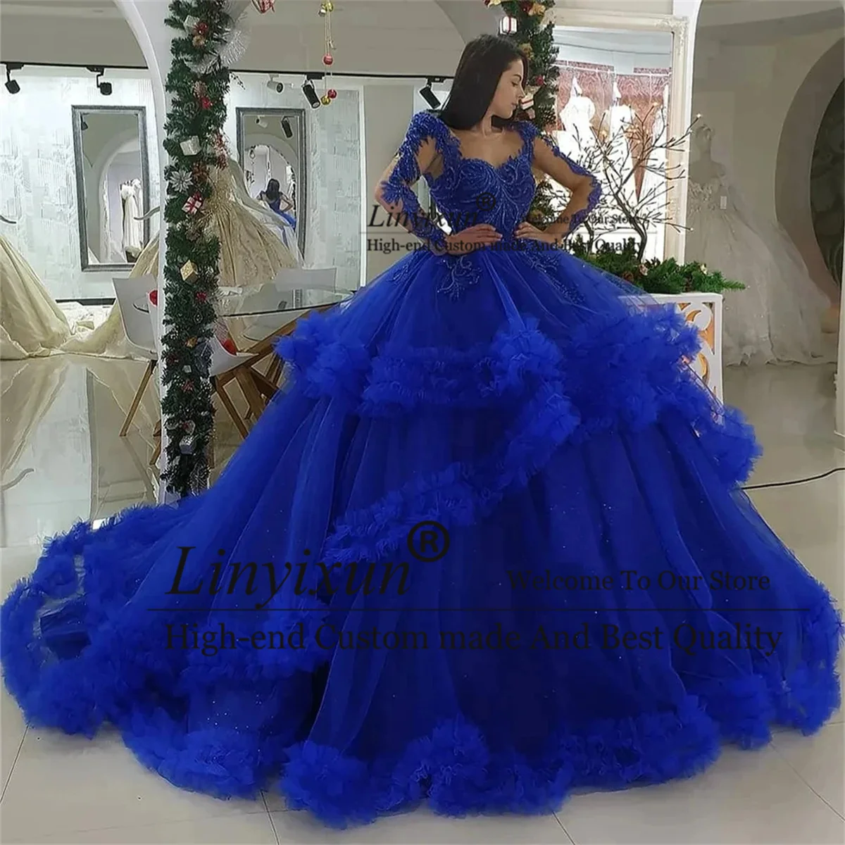 Luxury Royal Blue Quinceanera Dress Princess Ball Gown Crystal Beads Sweet 16 Dress Long Sleeve Saudi Arabic Gilr Birthday Gown