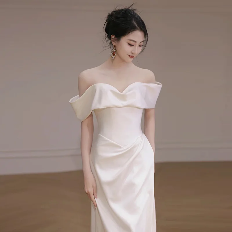 KH Z33 One-shoulder light wedding dress temperament long lady banquet satin simple