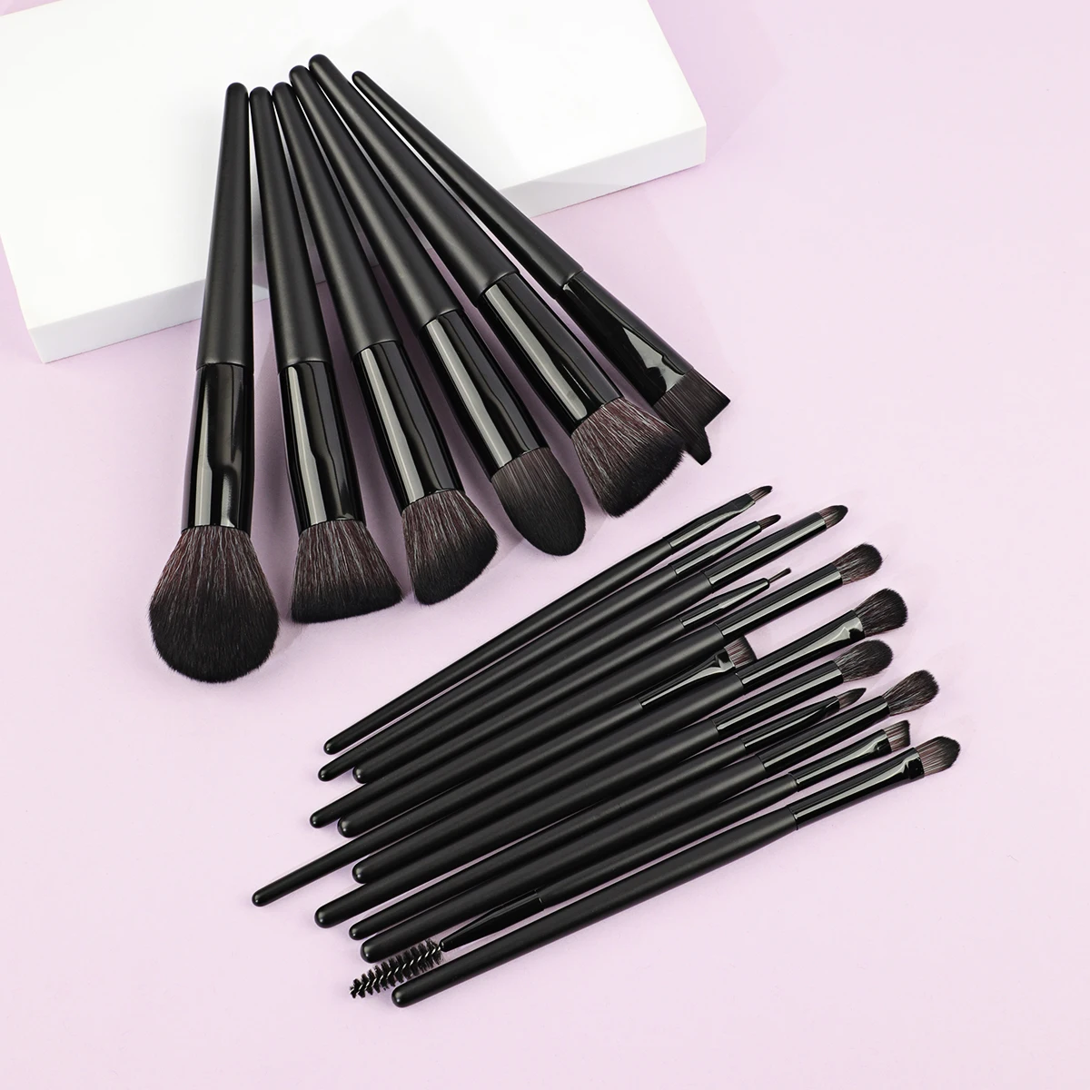 Ensemble de pinceaux de maquillage synthétiques noirs, fond de teint, correcteur, fard à barrage, fard à joues, haute qualité, 18 pièces