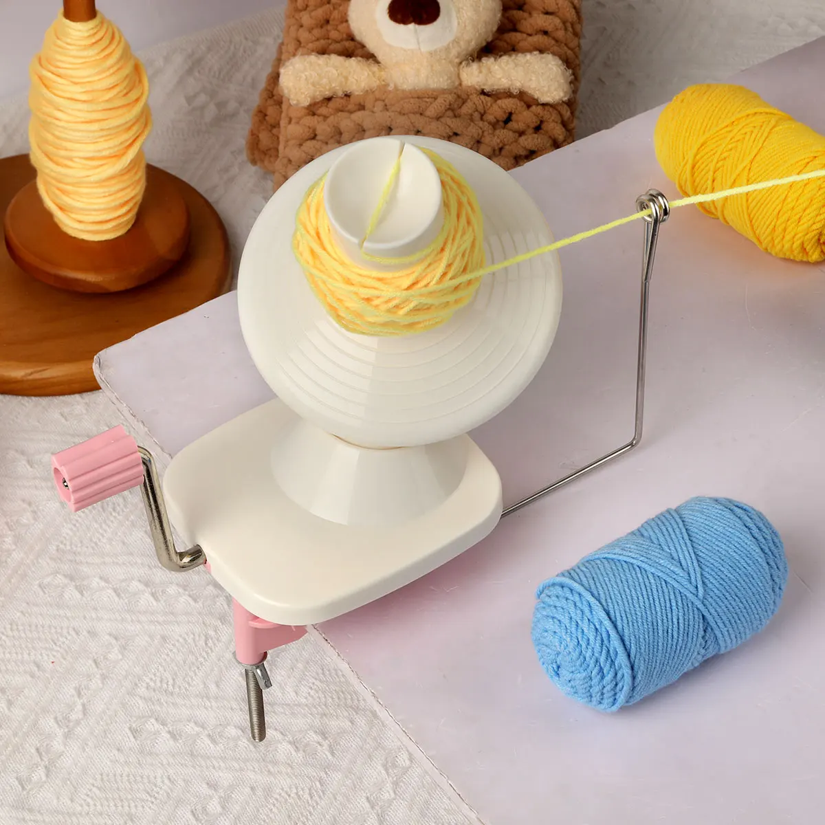 

1 Piece Knitting Yarn Ball Winder, Knitting Wool Winder Holder, Tabletop Swift Hand-Operated Winder
