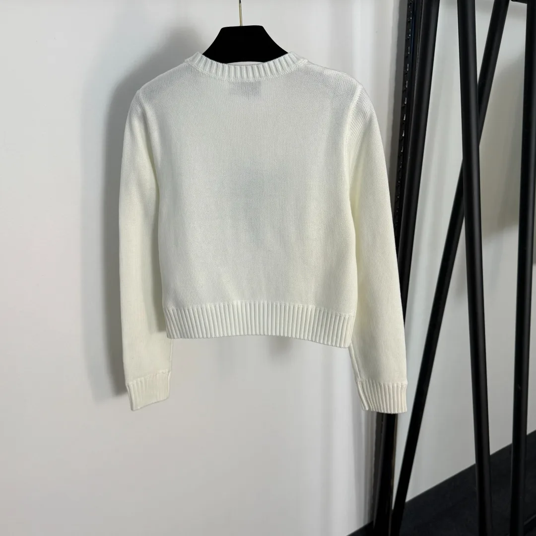 

2025 Autumn New Women's Pullover Long Sleeve White Sweater