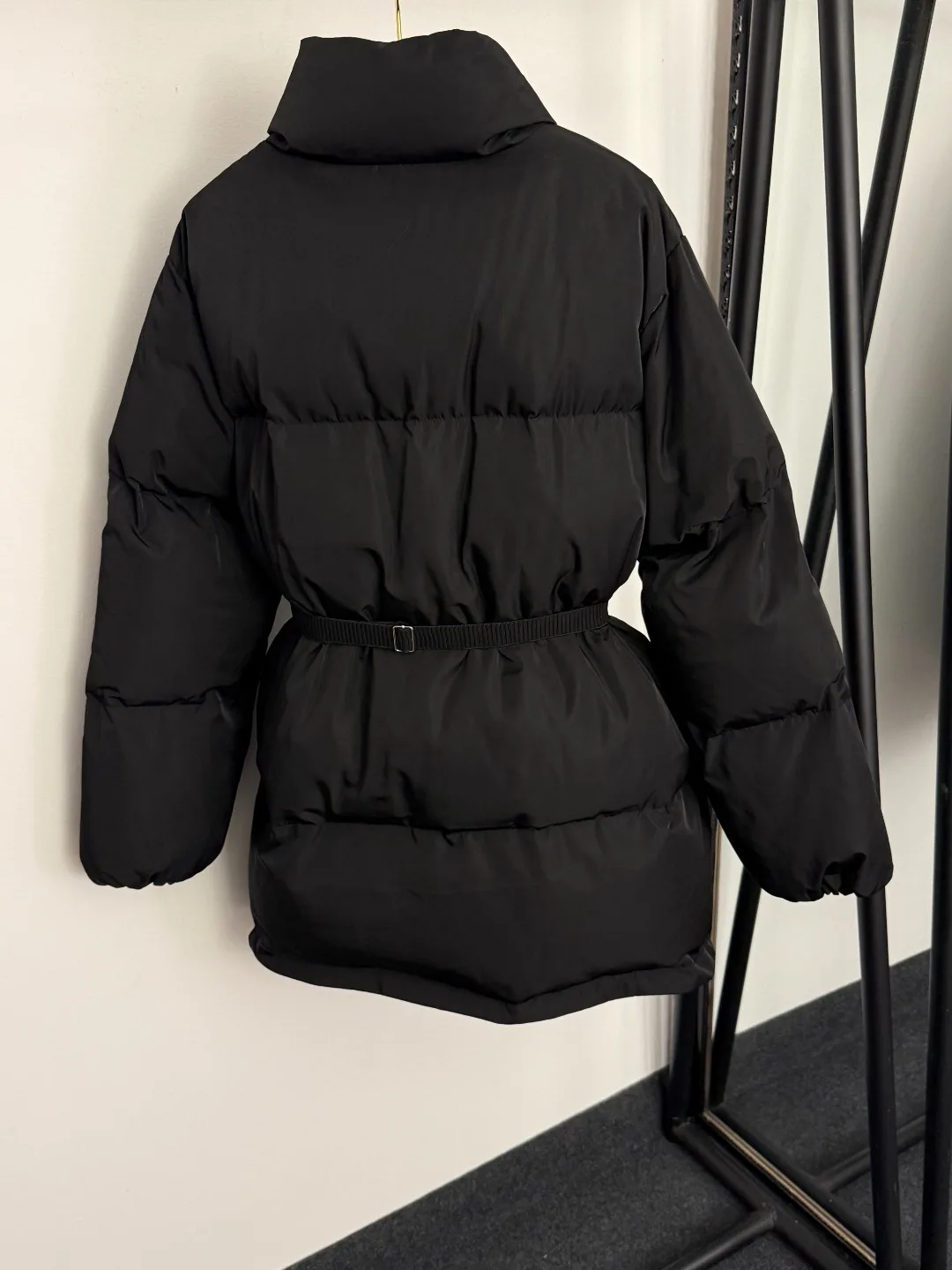 

Women's Black Stand-Collar Puffer Coat - Waist Belt Contrast Lining Pocket Detail Warm Winter Outerwear