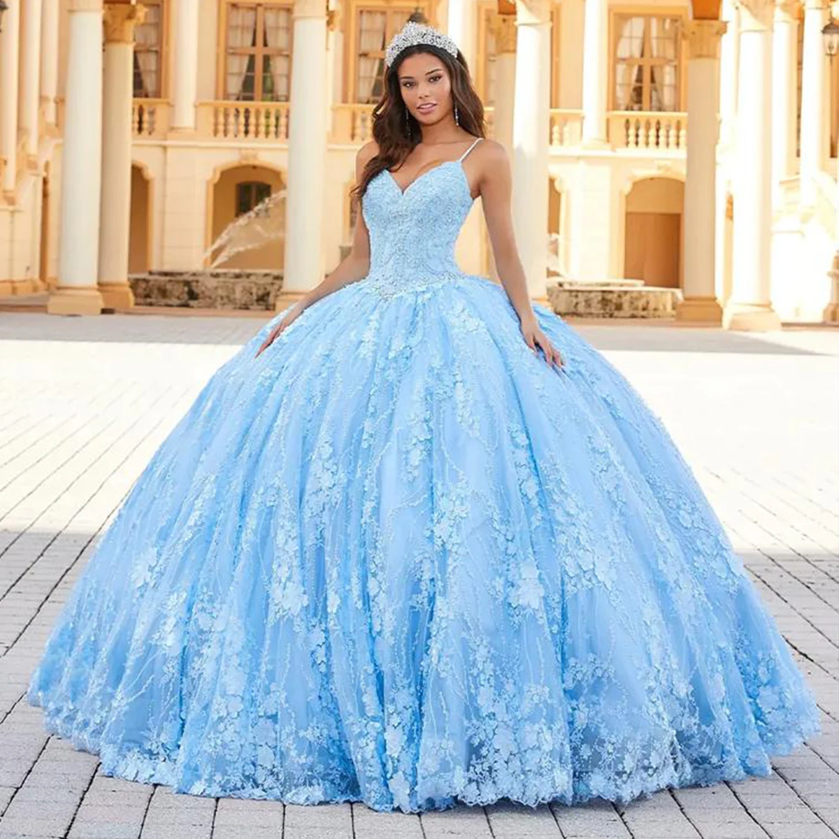 Lace Appliques Quinceanera Dresses Customized Beaded Sleeveless Princess Prom Ball Gown Detachable Cloak vestidos de 15 años