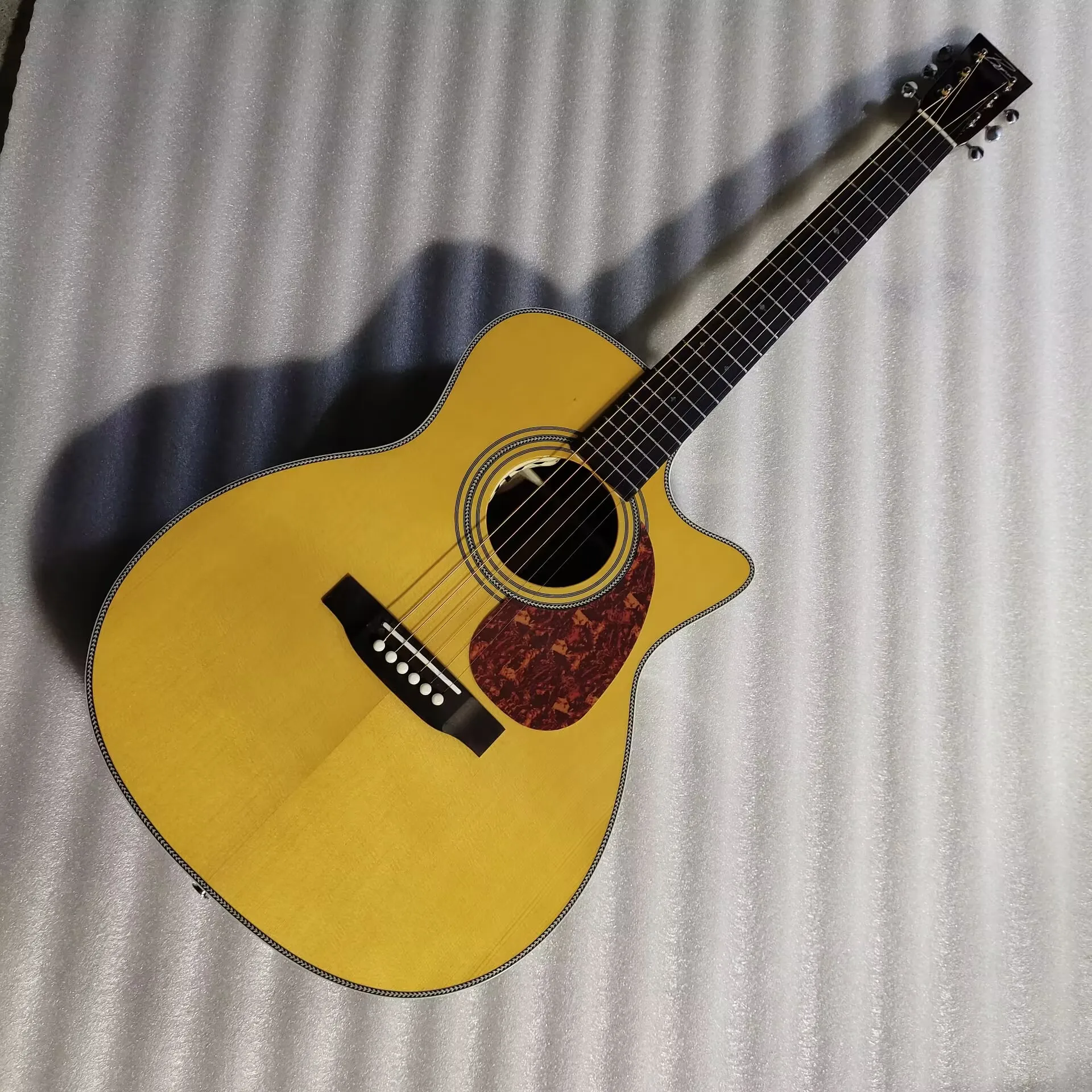 single cut solid OOO28 rosewood herringbone binding upgrade handmade fingerstyle cutaway acoustic electric OM  guitar