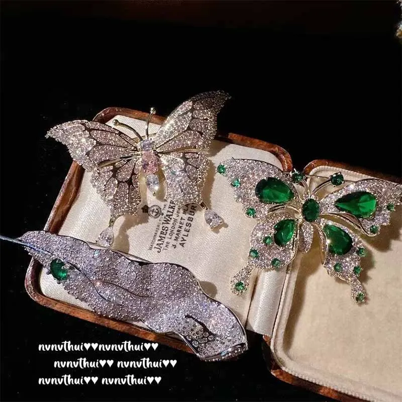 Women Charming High Quality Zircon Brooches Butterfly and Dead Leaf Designed Garment Accessories Corsage Pins Customized