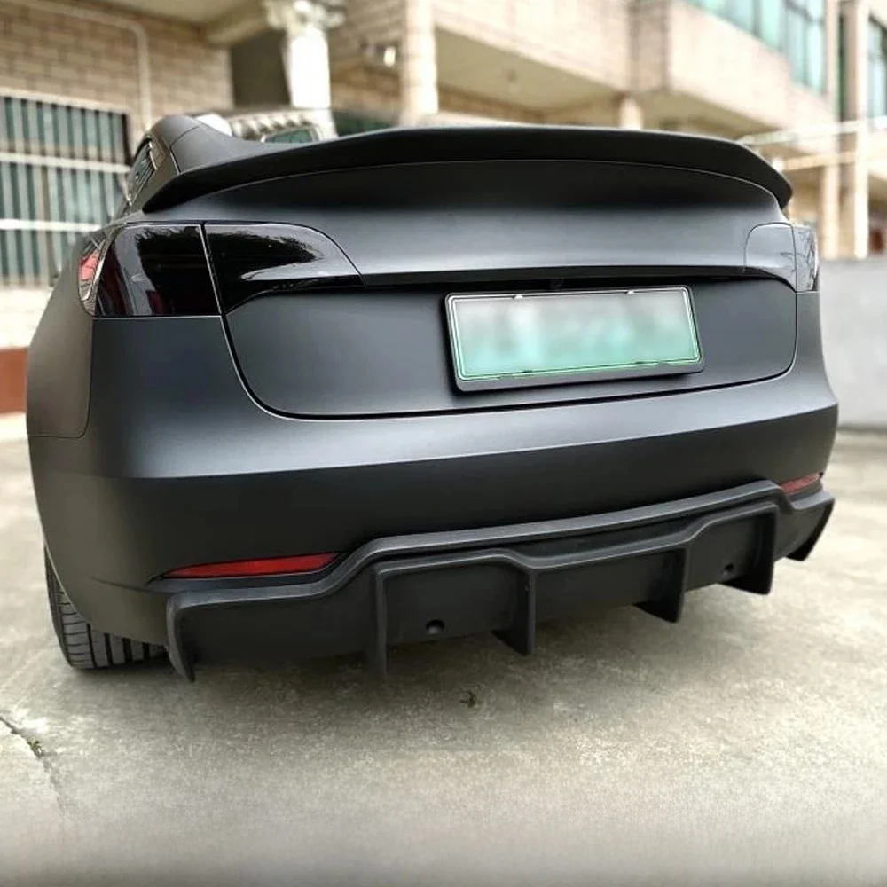 Prawdziwe włókno węglowe dyfuzor tylnego zderzaka samochodu spoiler podbródek zestawy karoserii tylny dyfuzor ochronny do Tesla Model 3 2016-2023 — zdjęcie 2