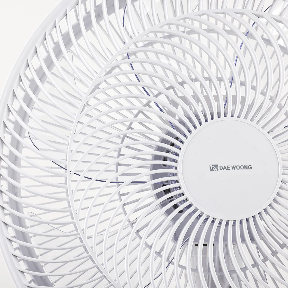 مروحة دايو فائقة الدقة من نوع الوقوف Dwf-R4033C