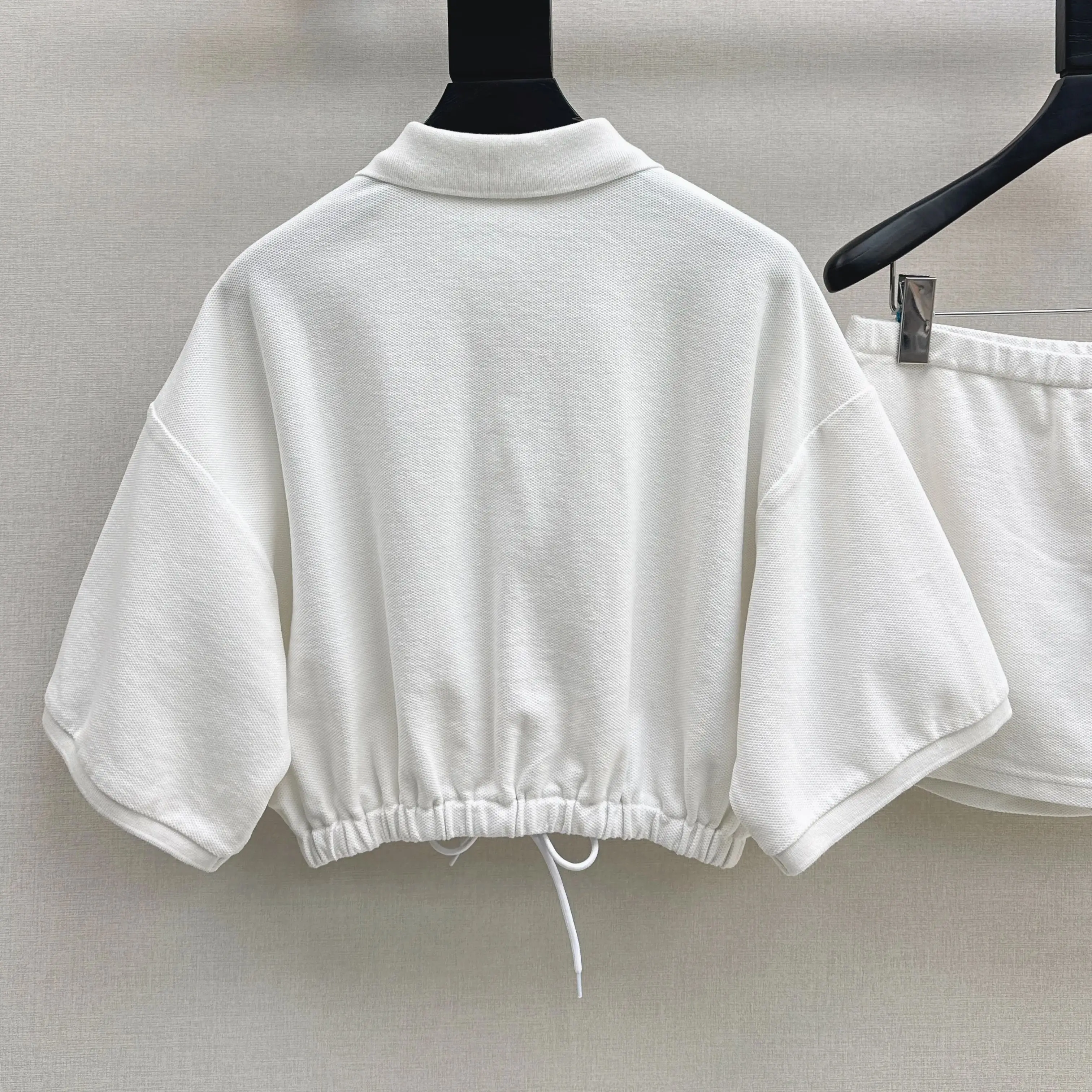 

2025 Women's Spring and Summer Latest Sports Style Suit Loose High Waist Polo Top Culottes Three-Color Classic Gray Black White