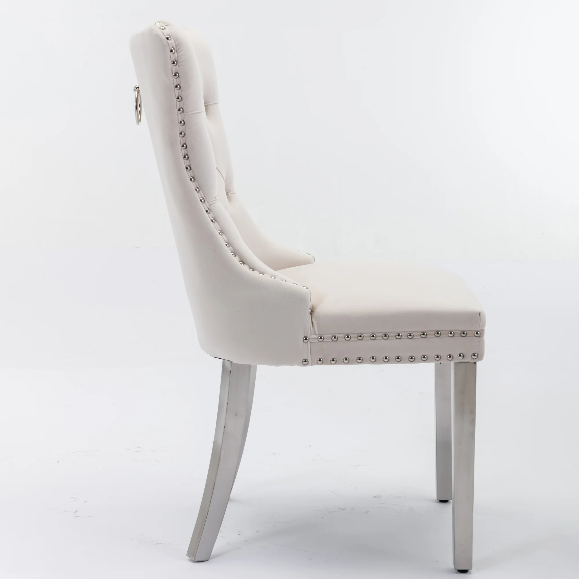 Samt-Esszimmerstühle, 2er-Set, gepolsterter Akzentstuhl, 50 cm breit x 95 cm hoch, mit knopfgehefteter, hoher Rückenlehne, verchromten Edelstahlbeinen und Nietenverzierung, moderner, beigefarbener