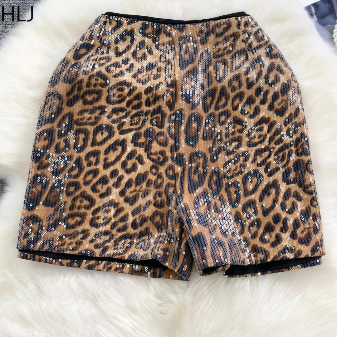 Hlj moda y2k lantejoulas leopardo shorts conjuntos de duas peças feminino decote em v manga curta solta basquete camisetas e shorts streetwear