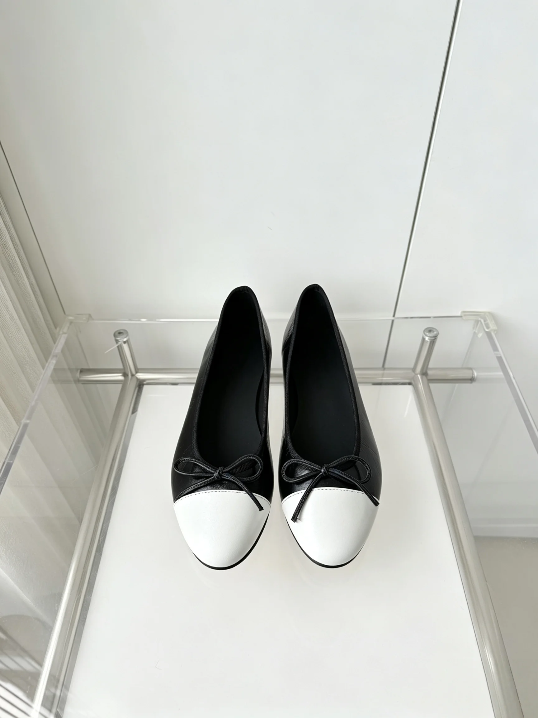 2026 Fashion New Design Luxury Women's Shoes Classic Ballet Shoes Leather Sole Customized Handmade Women's Shoes Size 34-42