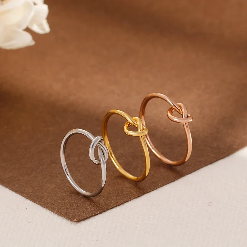 Einfache Knoten Edelstahl Ringe für Frauen Mädchen Gold Silber Roségold Farbe Französisch Licht