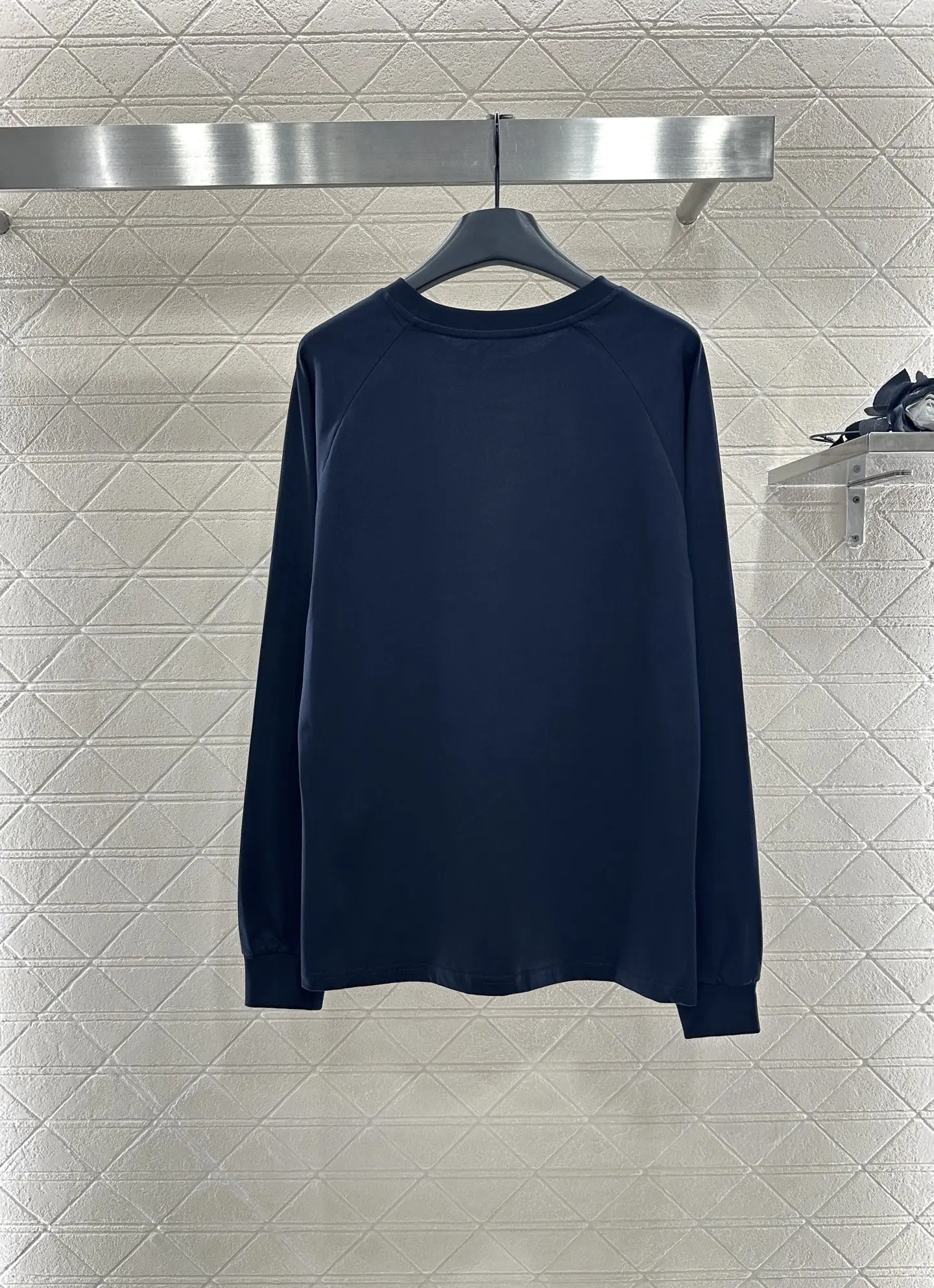 

2025 ранняя осень, новинка, высококачественное хлопковое украшение на заказ с круглым вырезом и буквами контрастного цвета, с длинными рукавами, на груди, с буквами