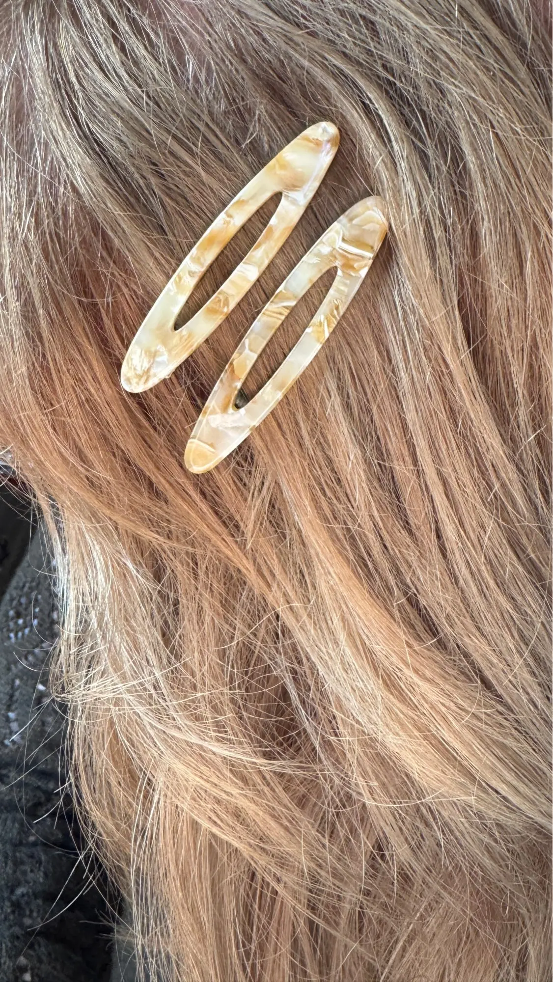 2pcs/set Acetate Hair Clips Hollowed Oval Geometric Barrettes Side Pins Hairpin Women Hair Accessories photo review