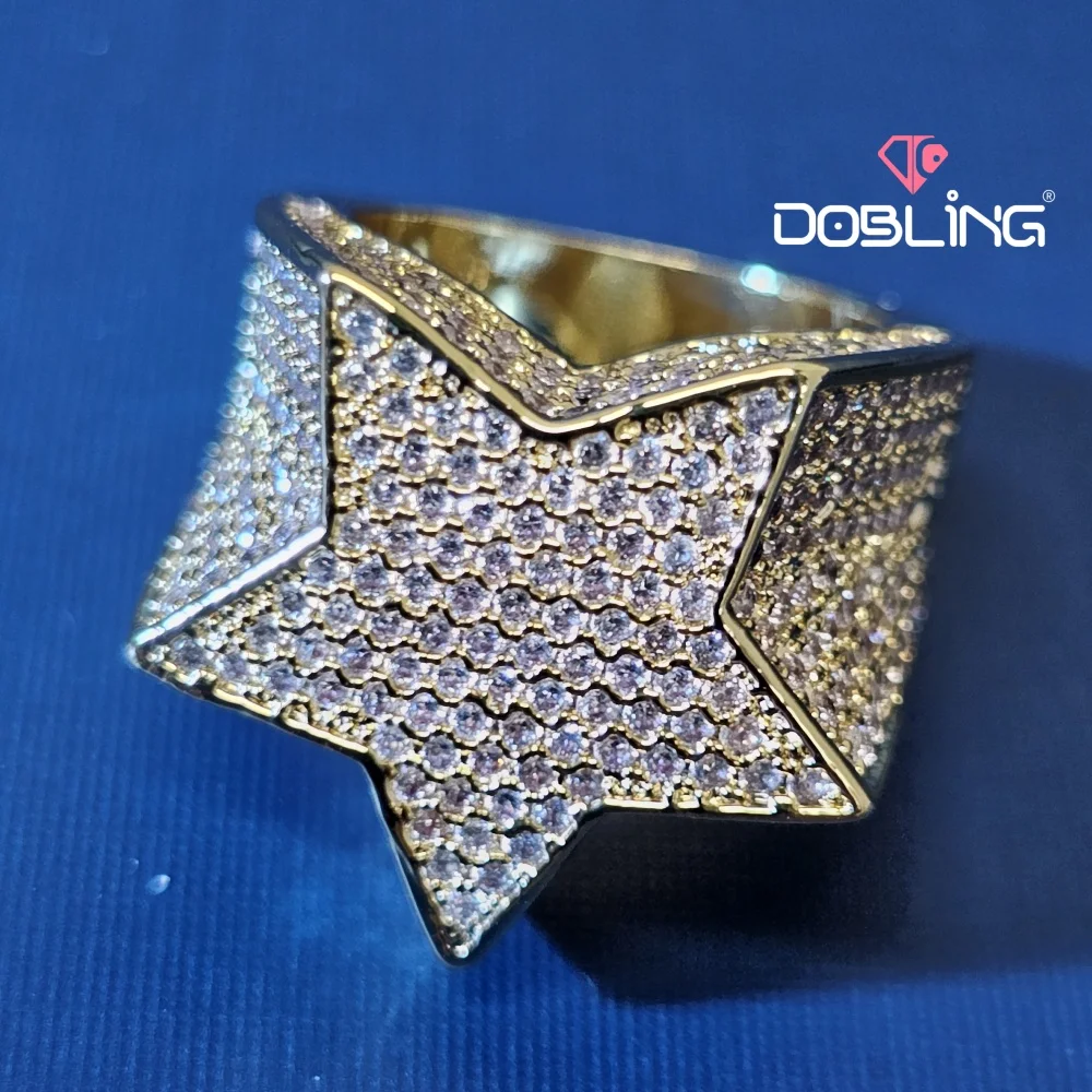 Iced Out Hip Hop Fashion Five-Pointed Star Rings Men's Women's Personalized Cubic Zircon Jewelry Ring Gift for Christmas