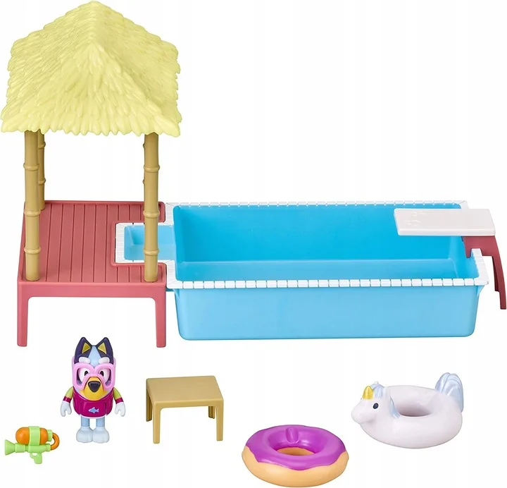 Moose Toys Bluey Pool Time Pool Pool Water Toy Party For Kids Action Figure Bluey and Friends Water Play Water Games