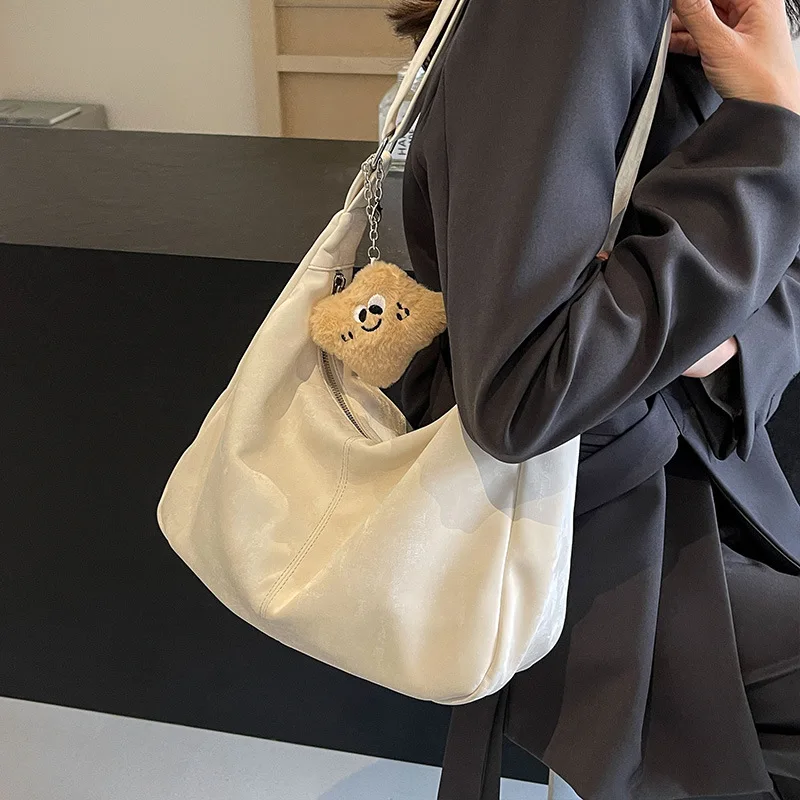 

Solid Color Shoulder Messenger Bag Large Capacity Korean Style Fashion Daily Leisure Urban Simple Cute Pendant