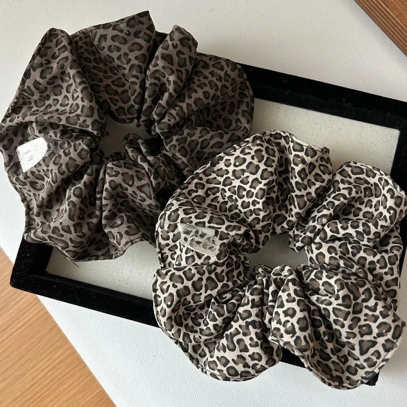 koreańska moda Leopard print oversize scrunchie dla kobiet elastyczna duża scrunchies do włosów dziewczyny czarne gumki do włosów Retro gumka do włosów scrunchie akcesoria do włosów — zdjęcie 2