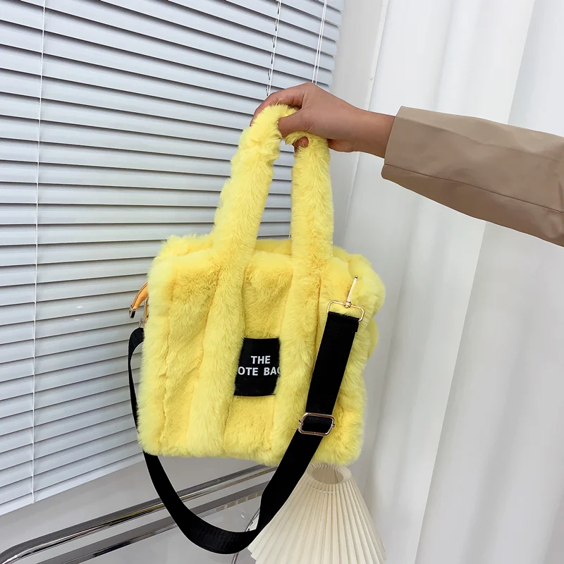 Luxury Faux Fur Large Tote Bag Designer Soft Plush Women Handbags Pluffy Shoulder Crossbody Bags Warm Winter Big Shopper Purses